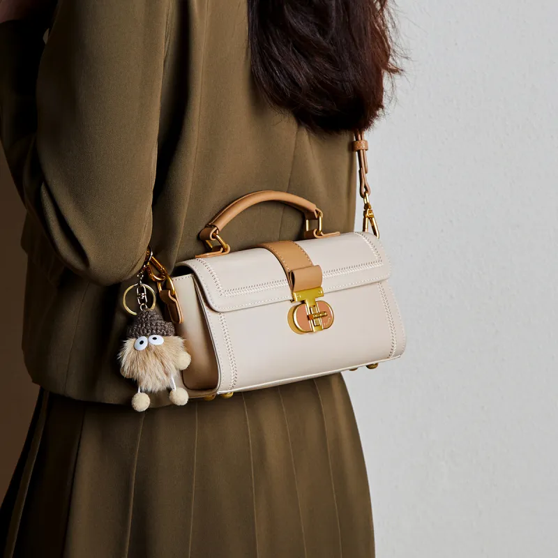 15 MINS Handbags-2