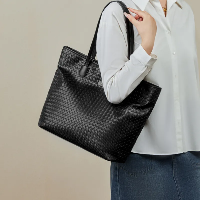15 MINS Synthetic Leather Shoulder Bag Large Size Women's Midnight Black/Ecru-1
