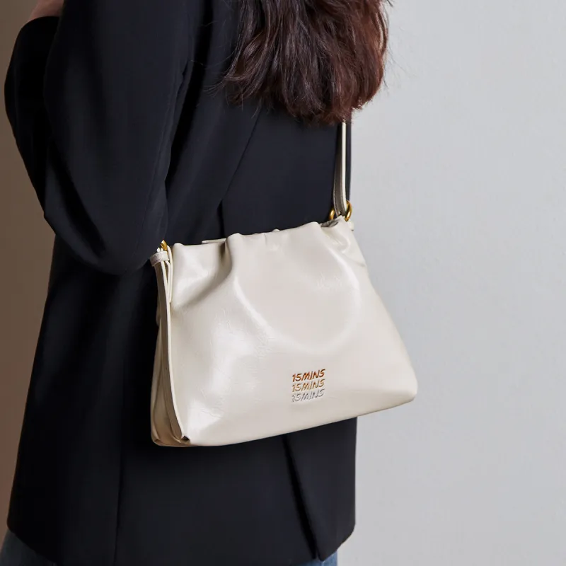 15 MINS PVC Commute Bag Tote Bag Shopping Bag Shoulder Bag Trash Bag Women's Ecru-2