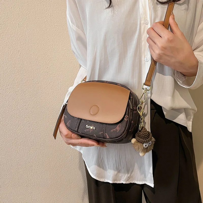 15 MINS PVC Crossbody Bag Shoulder Bag Dome Bag Small Size Women's Ecru/Coffee-1