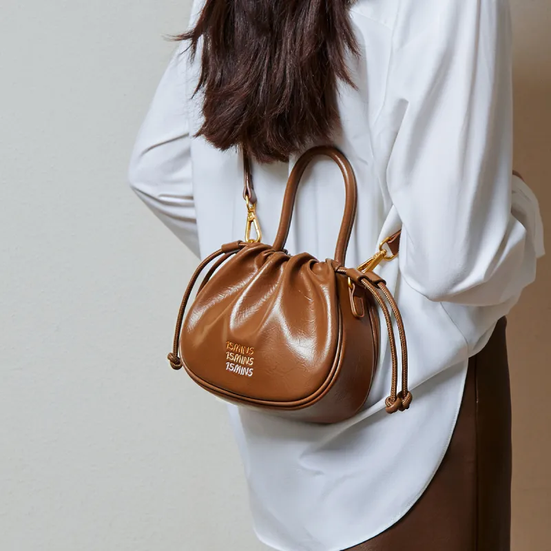 15 MINS Handbags-1