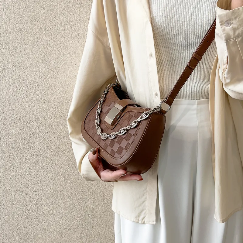 15 MINS Cow Leather Shoulder Bag Medium Size Women's White & Brown/Brown-6