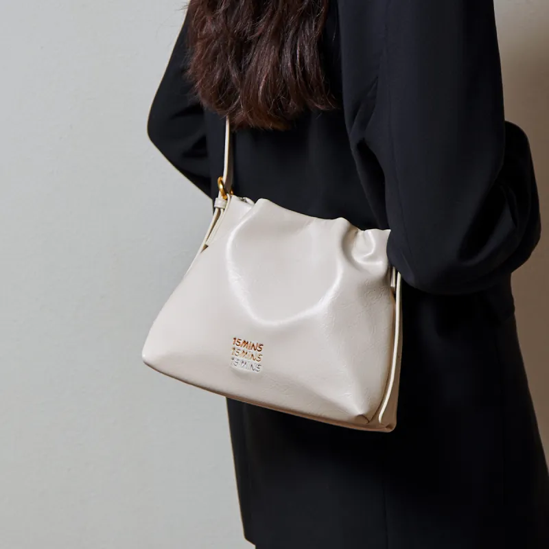 15 MINS PVC Commute Bag Tote Bag Shopping Bag Shoulder Bag Trash Bag Women's Ecru-5