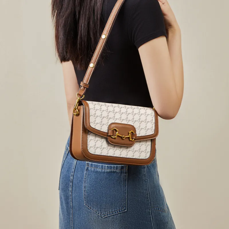 15 MINS PVC Crossbody Bag Shoulder Bag Regular Women's Coffee/Ecru-8