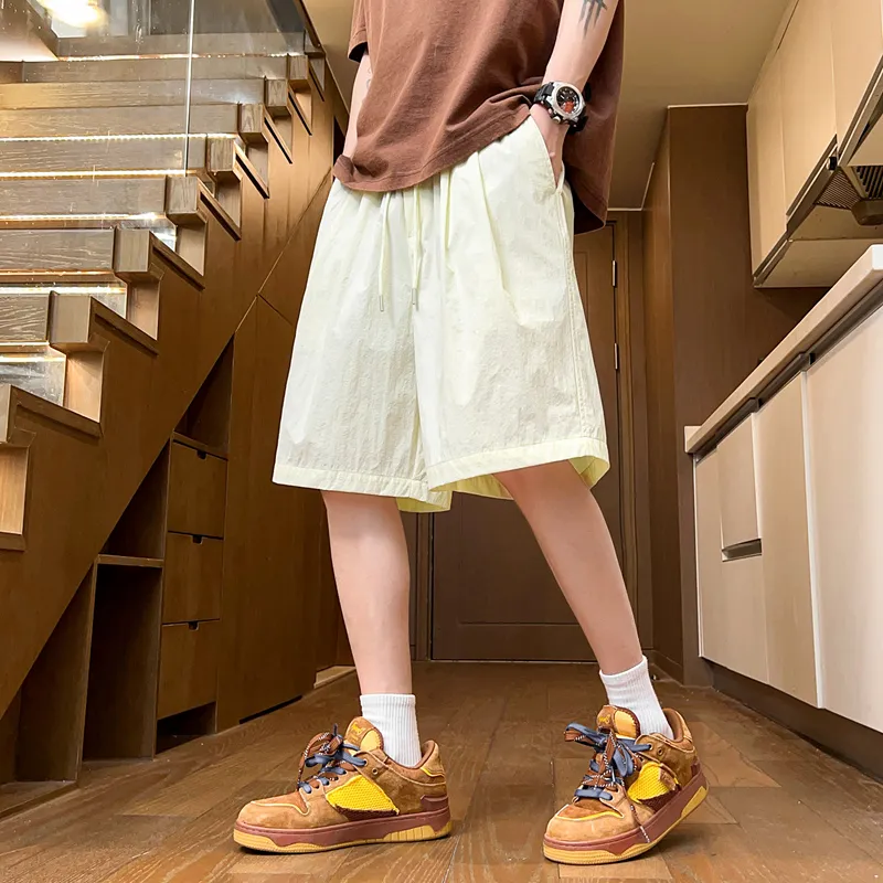 DBD WH Casual Shorts Unisex-9