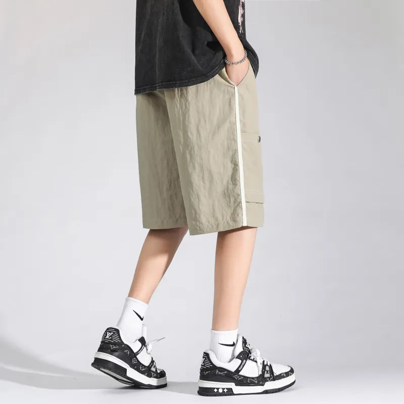 DBD WH Cargo Shorts Unisex-13