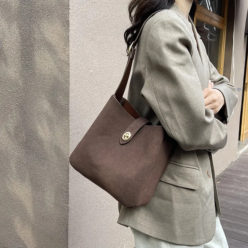 LOUIS ROYALN PU Shoulder Bag Unisex Matte Brown/Matte Red/White/Black/Elephant Gray-9