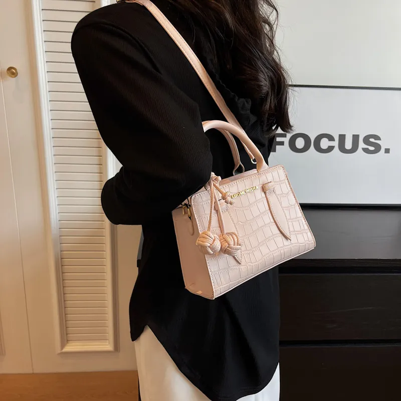 LOUIS ROYALN PU Crossbody One Shoulder Handbag Women's Black/Ecru/Pink-7