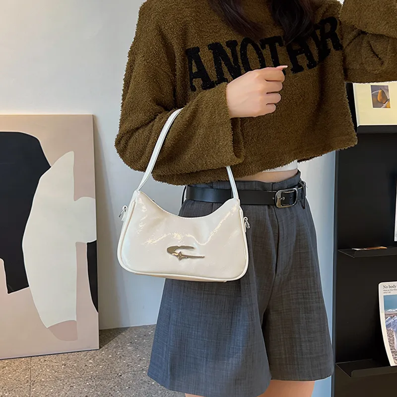 LOUIS ROYALN PU Underarm Shoulder Bag Unisex Ecru/Silver/Black-2