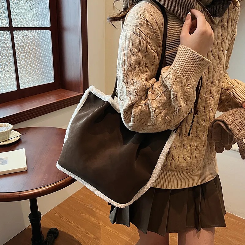 LOUIS ROYALN Suede Shoulder Bag Regular Women's Green/Coffee/Brown-6