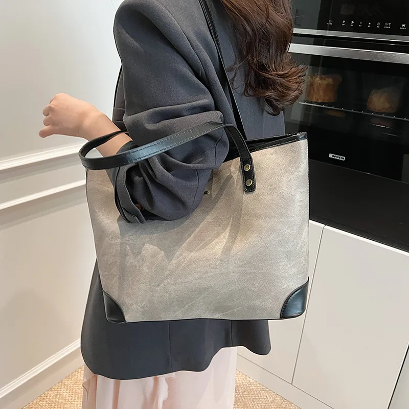 LOUIS ROYALN PU Tote Bag, Shoulder Bag Regular Women's White/Black-1