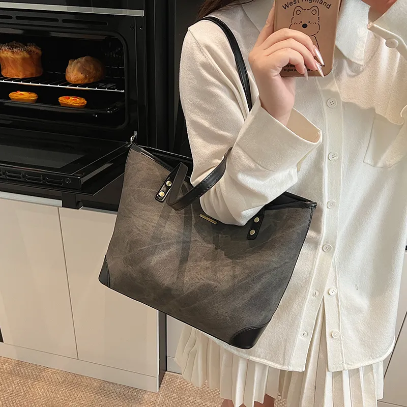 LOUIS ROYALN PU Tote Bag, Shoulder Bag Regular Women's White/Black-5