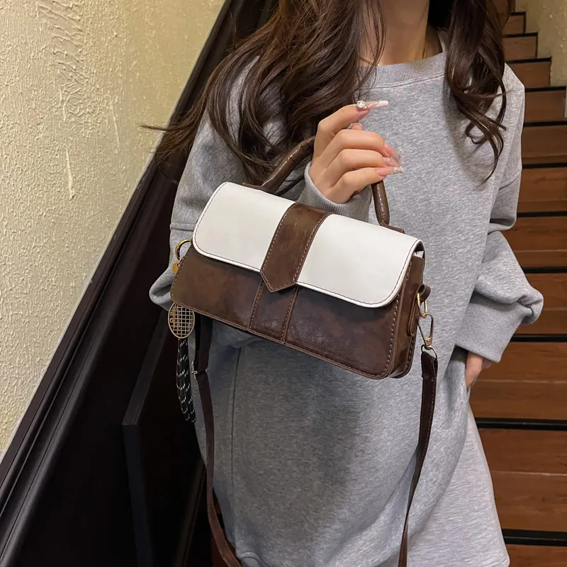 LOUIS ROYALN PU One Shoulder Handbag Unisex White & Black/White & Coffee/Black & Red-4
