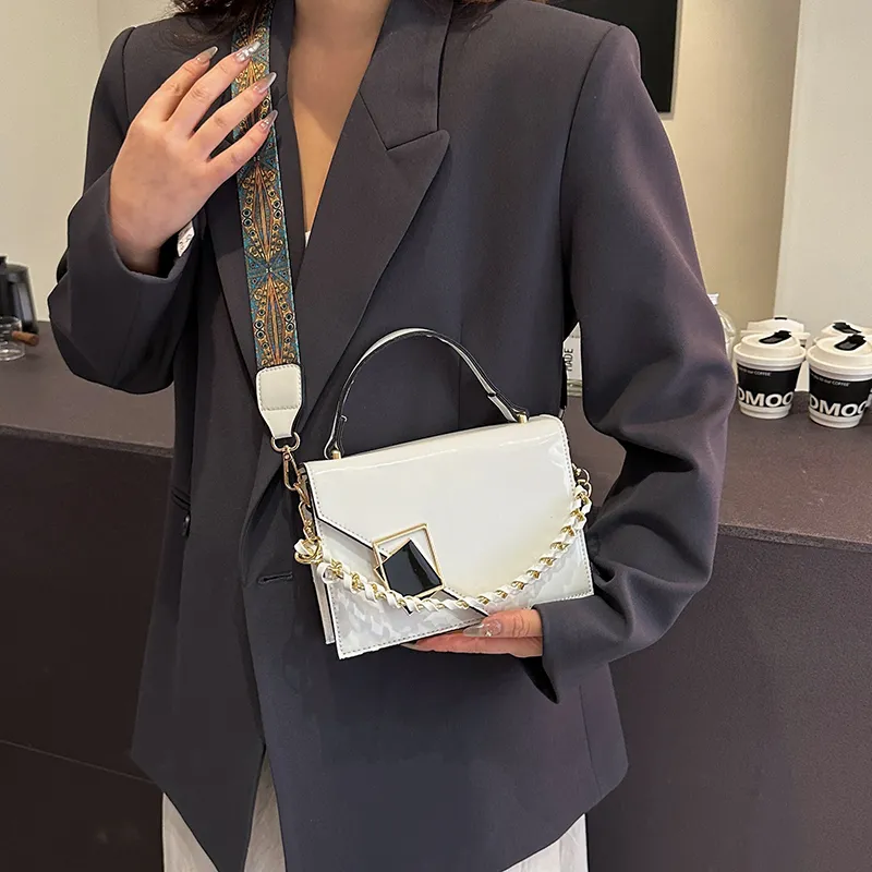 LOUIS ROYALN PU One Shoulder Handbag Women's White/Black/Flesh Pink-2