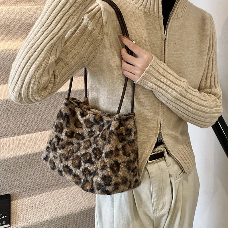 LOUIS ROYALN Plush With PU Shoulder Bag Women's Puppy/Leopard Print-5