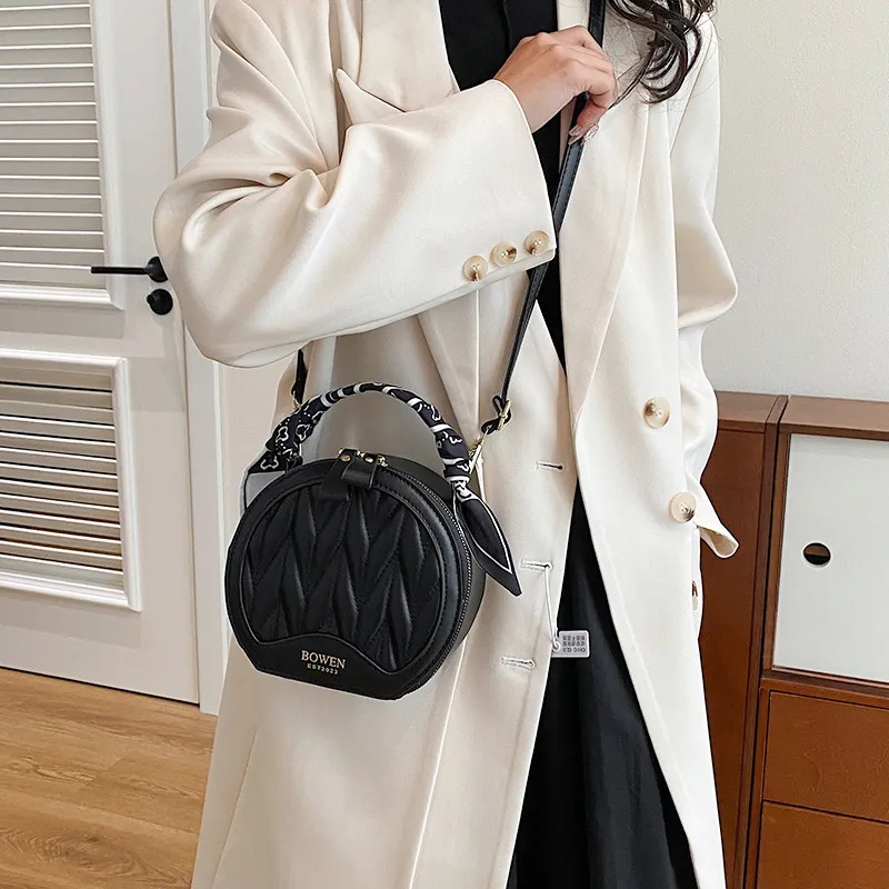 LOUIS ROYALN PU One Shoulder Handbag Regular Women's Brown White/Black/Black White/Brown-7