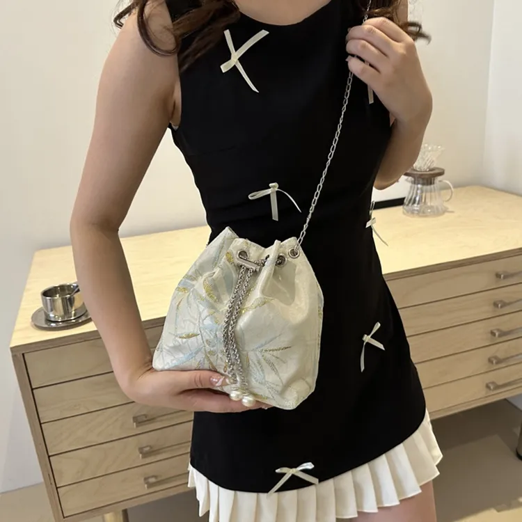 LOUIS ROYALN Fabric Shoulder Bag Regular Women's White/Apricot-6