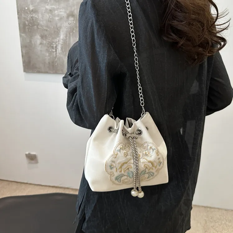 LOUIS ROYALN Pu Shoulder Bag Crossbody Bag Regular Women's Black/White/Silver/Pink-1