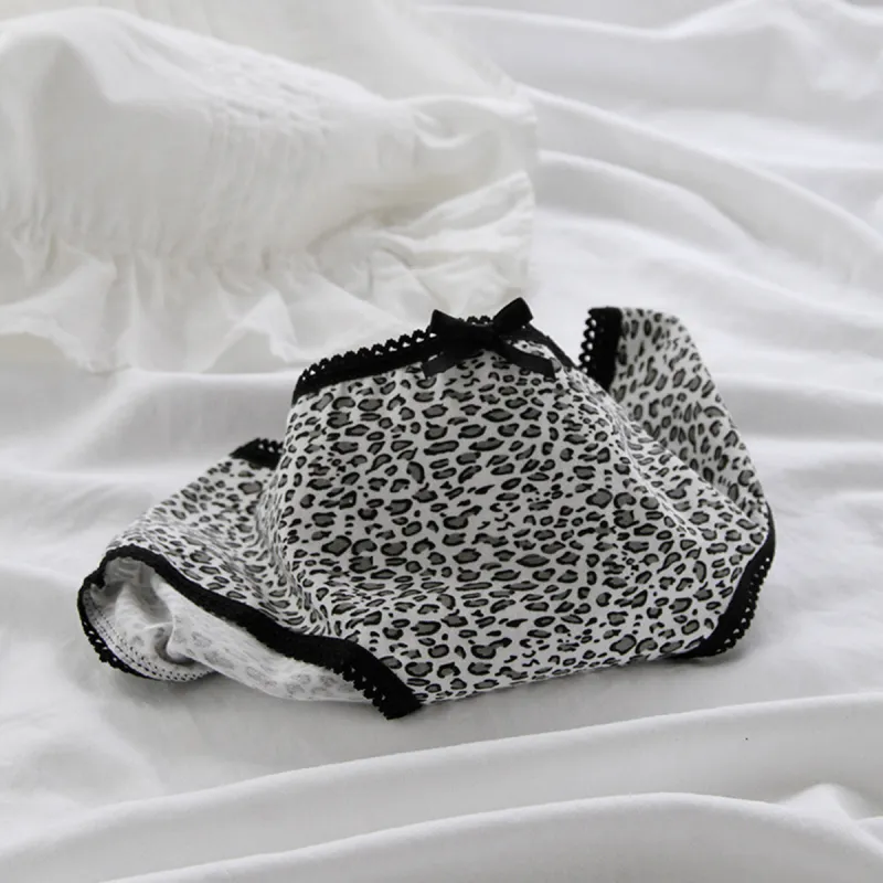 Flowers In Water Underpants Women's 4 Pack-72