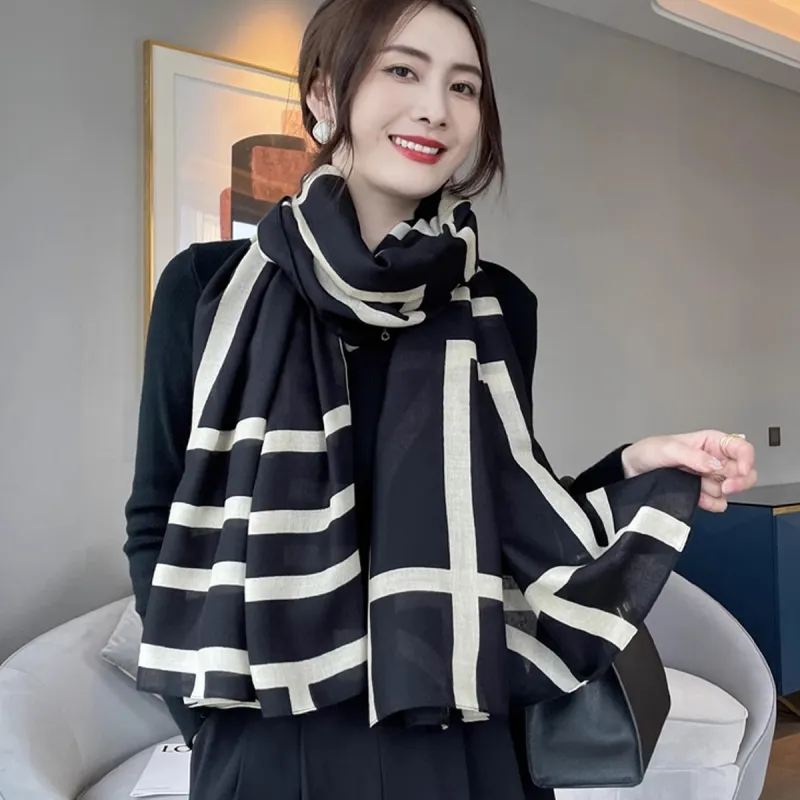 MT·MIT Shawls Women's-2