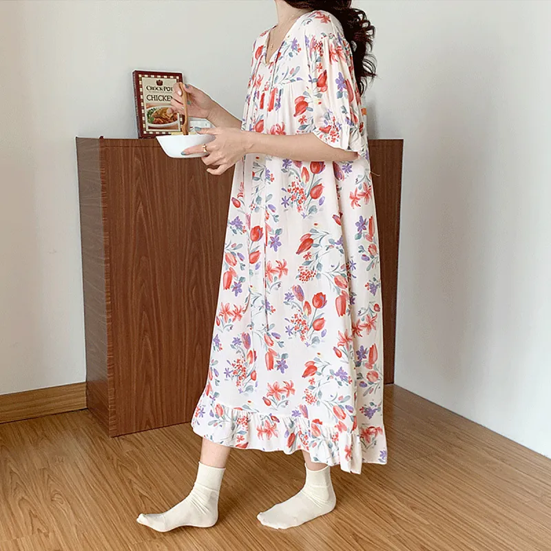 Flowers In Water Nightgown Women's Ecru Rose-2