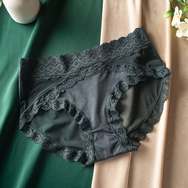 Flowers In Water Underpants Women's 3 Pack-2