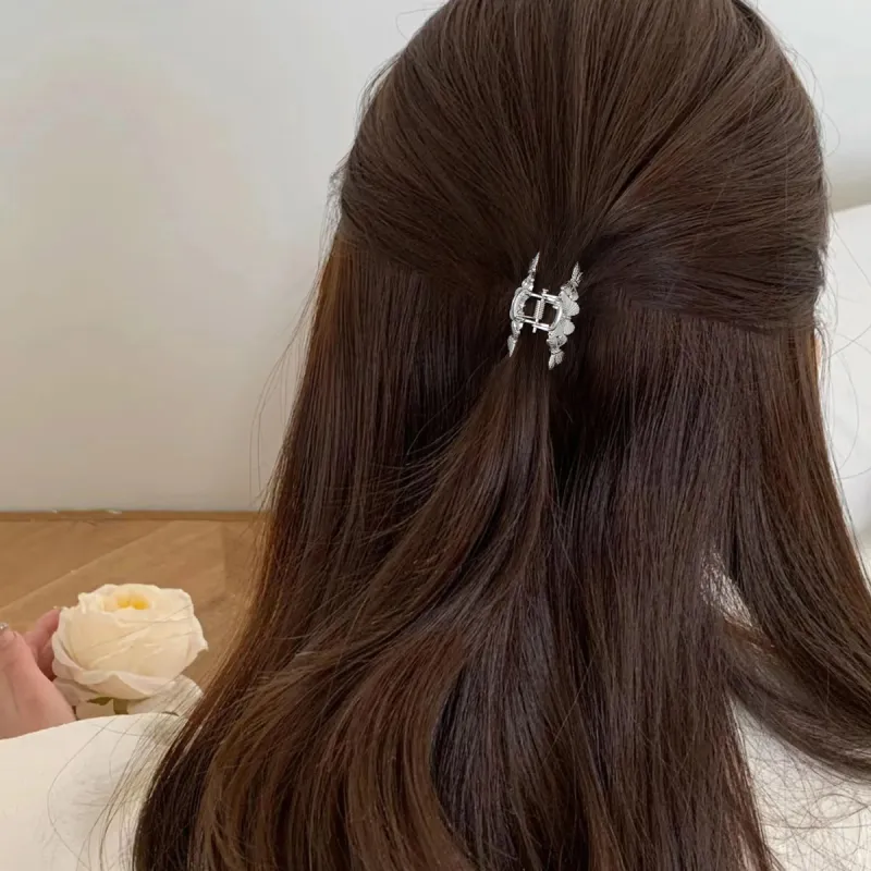 HANYUDIE Shark Hair Clip With Half Bun Holder Women's-2