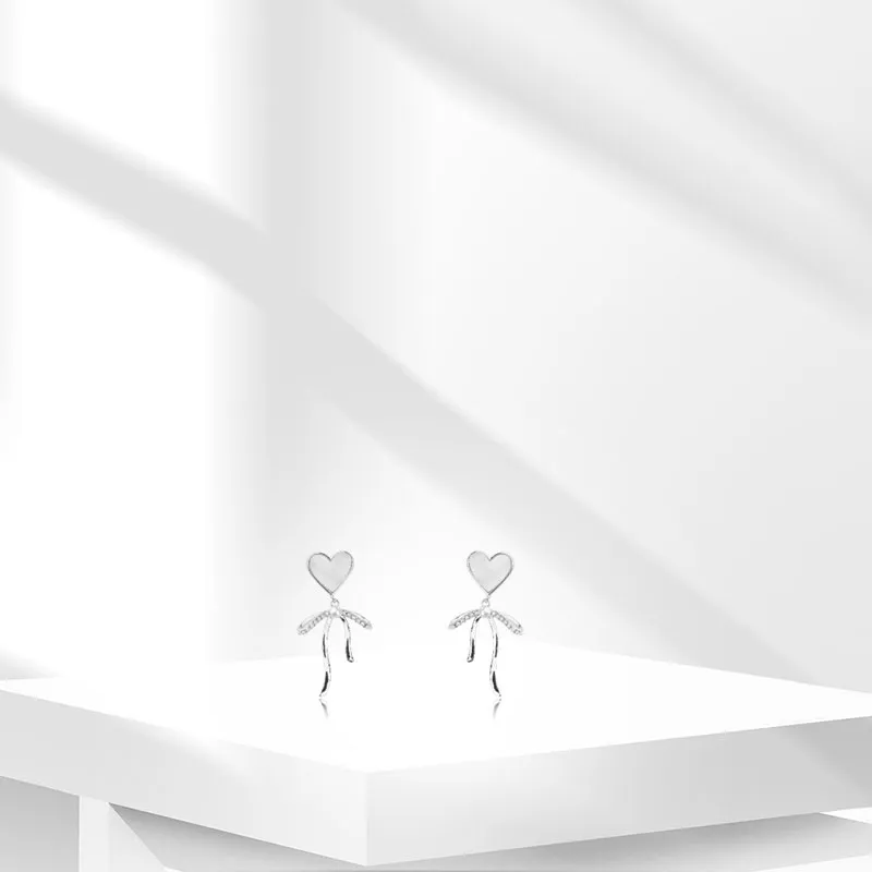 Jin Ruibang Glass Cat Eye Stud Earrings Women's-1