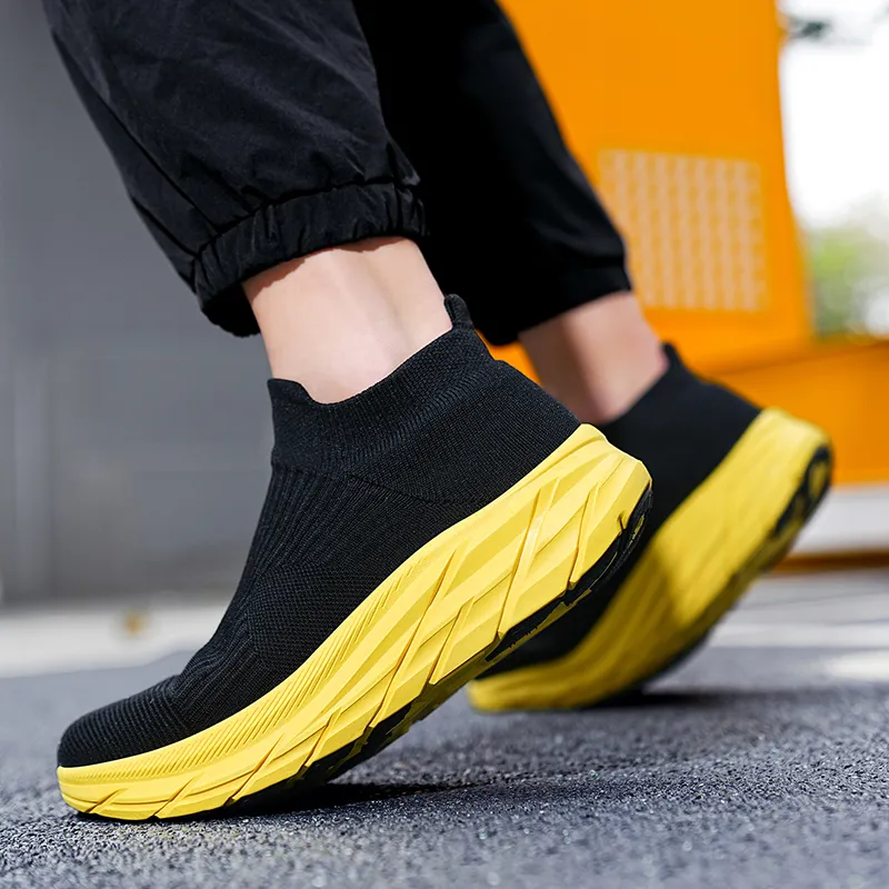 SENGUIBUCK Low Top Casual Shoes Unisex-11