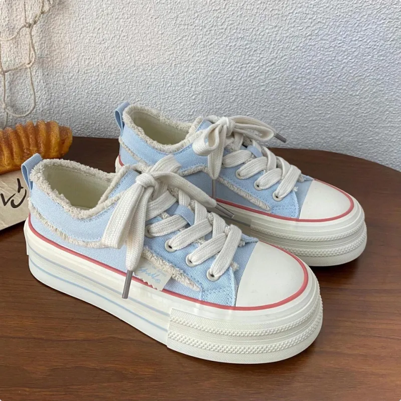 Cat Seven Seeks Slip Resistant, Abrasion Resistant, Lightweight Low Top Skateboard Shoes Women's-10