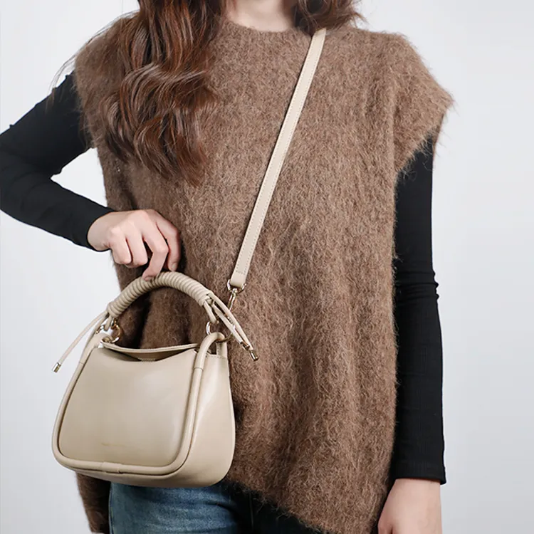 TOMATO&POTATO Cow Leather Shoulder Bag Women's Black-16