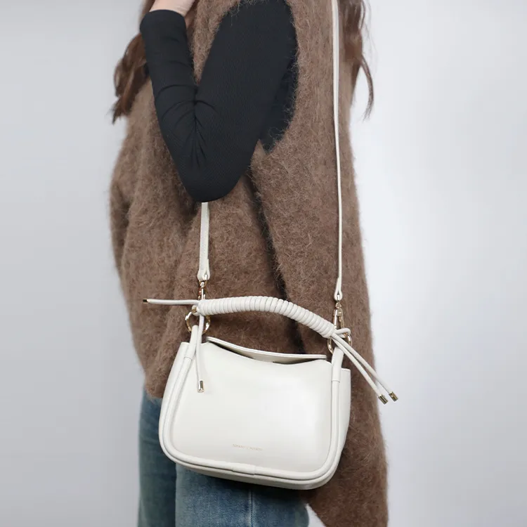 TOMATO&POTATO Cow Leather Shoulder Bag Women's Black-9