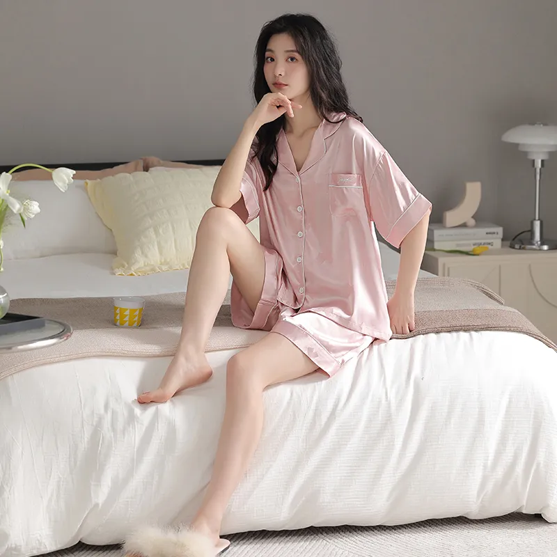 XIA.WA.ZHI.XIU Pajama Gift Box Women's Image Color-1