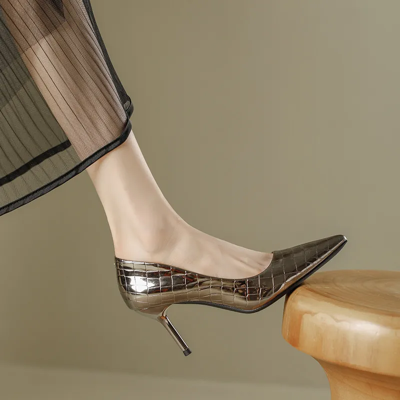 Dunnu Slim Heel High Heels Women's-8