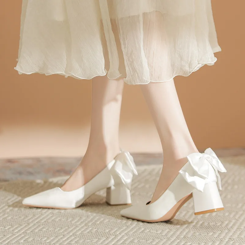 Dunnu Chunky Heel High Heels Women's-10