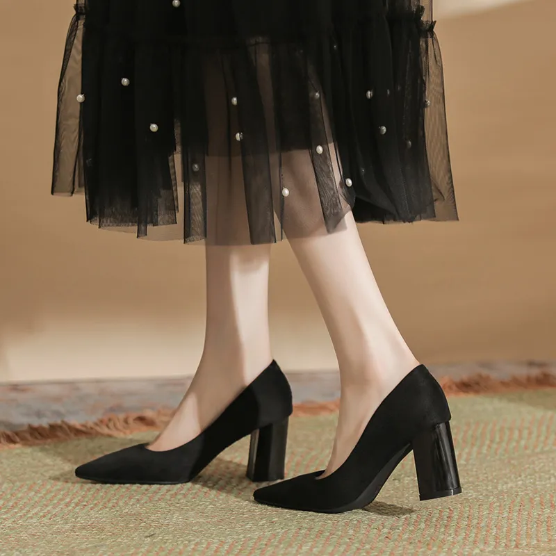 Dunnu High Heels Women's Black-3