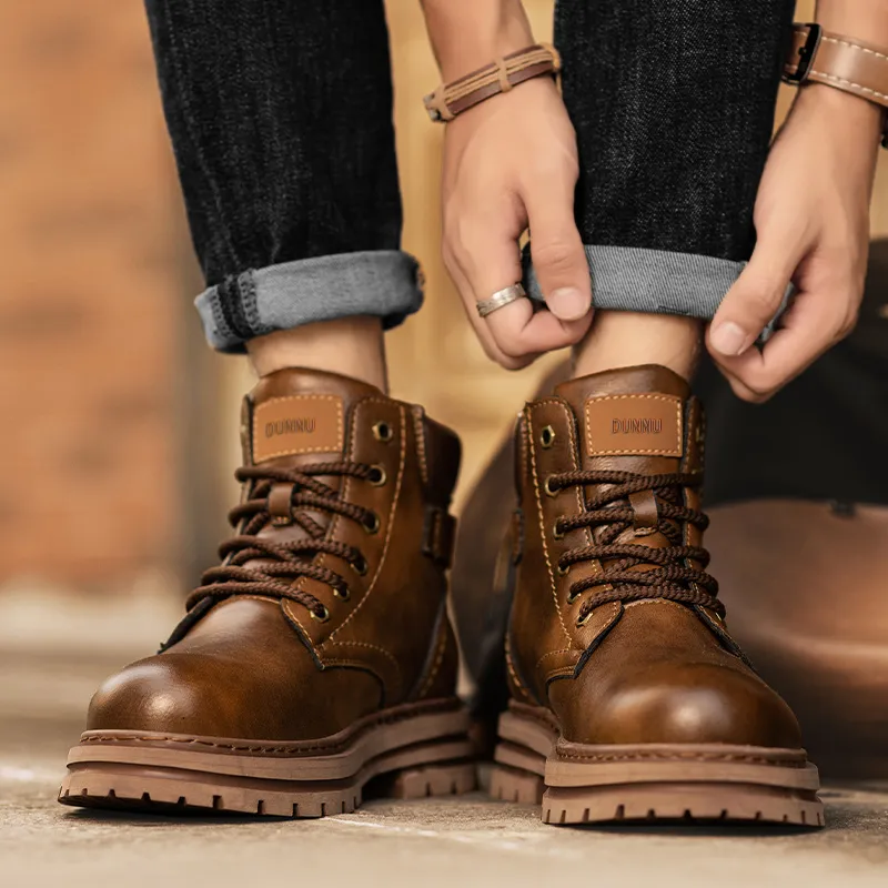 Dunnu Martin Boots Men Black-22