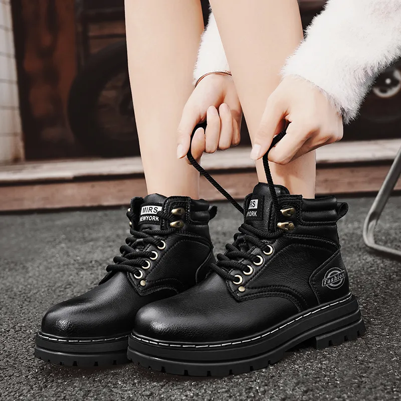 Dunnu Martin Boots Unisex Black-2