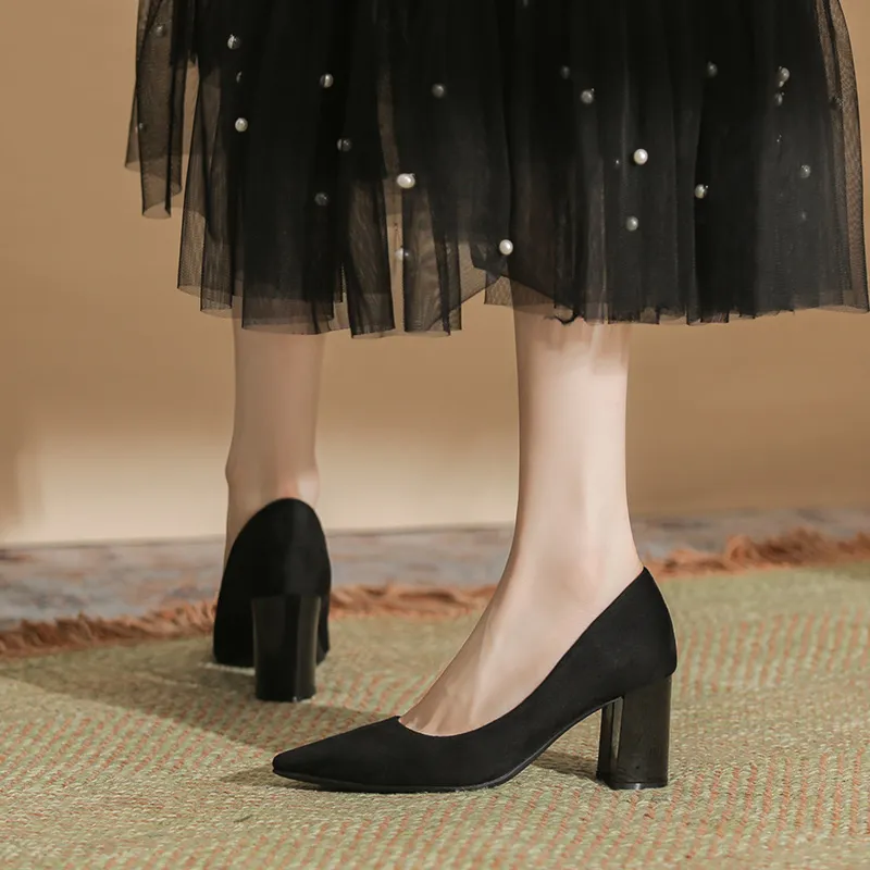 Dunnu High Heels Women's Black-2