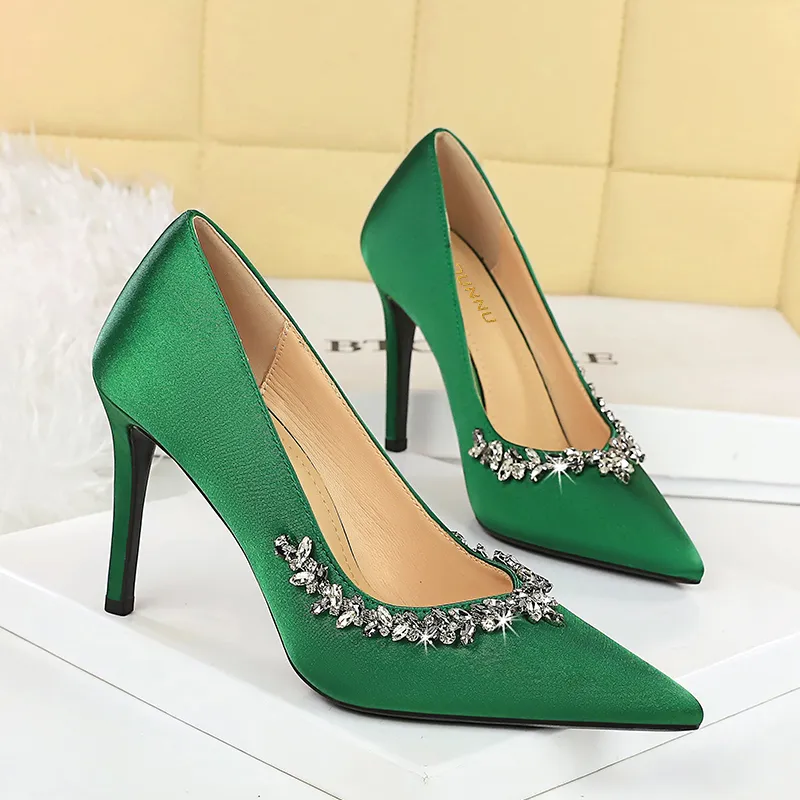 Dunnu Slim Heel High Heels Women's-16