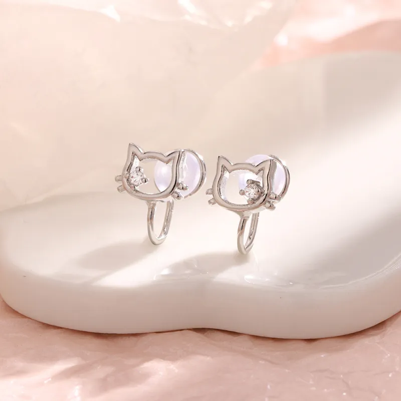 AEMC Alloy Clip On Earrings Unisex-5