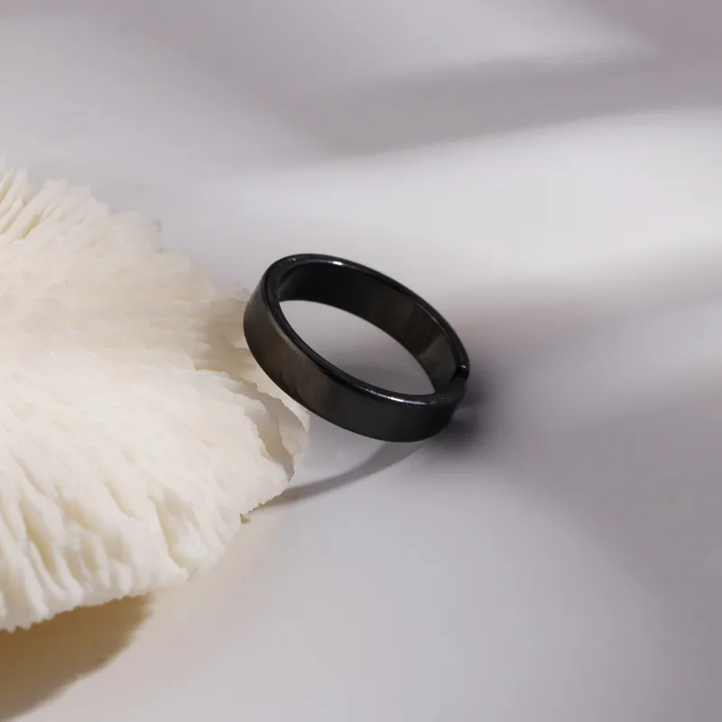 AEMC Rings Unisex-1