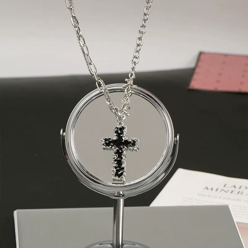 AEMC Necklaces Unisex-4
