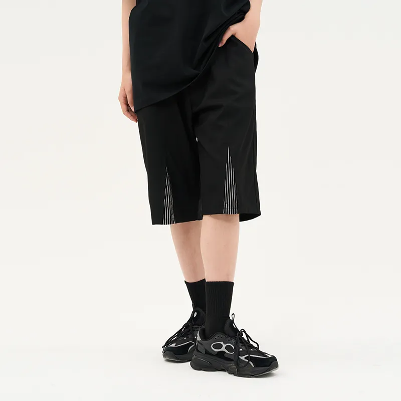 RUNNINWHEEL Casual Shorts Unisex Black-4