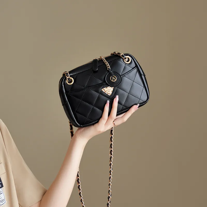 AOKANG Synthetic Leather Chain Bag, Crossbody Bag, Shoulder Bag Trumpets Women's Classic Black/Ecru-1