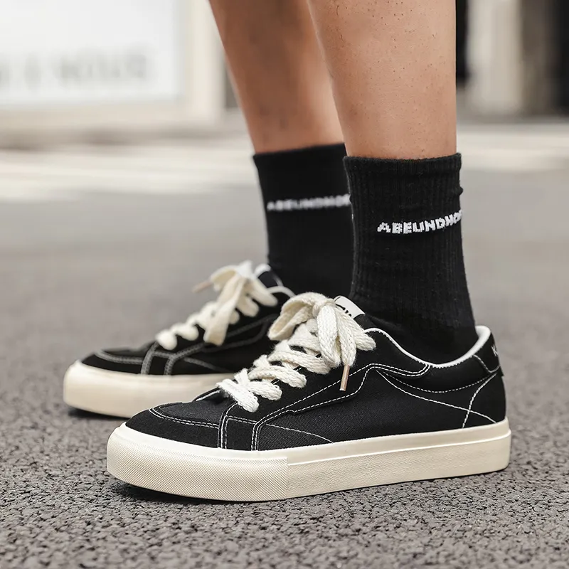 KAISER Slip-Resistant Breathable Low-Top Skateboard Shoes Unisex-8
