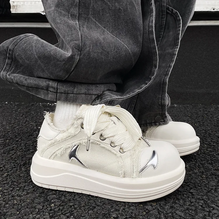 Medd Skateboard Shoes Unisex Low Top Black/White-9