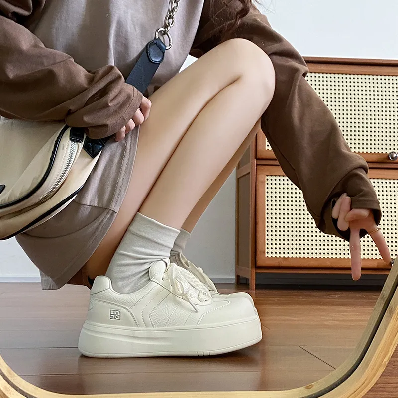 Medd Low Top Skateboard Shoes Women's Beige, Ecru, White Shades-7