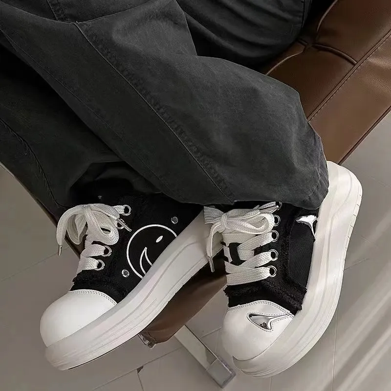 Medd Skateboard Shoes Unisex Low Top Black/White-2