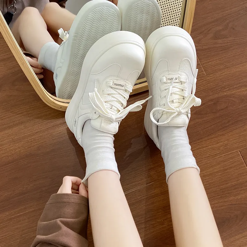 Medd Low Top Skateboard Shoes Women's Beige, Ecru, White Shades-8